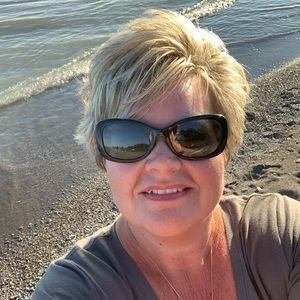 Meet your Posher, Joanne